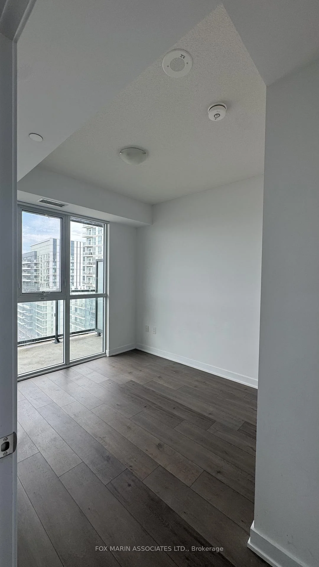Photo 12 of Unit 1505, 60 Honeycrisp Crescent, Vaughan, Vaughan Corporate Centre — HOMEH