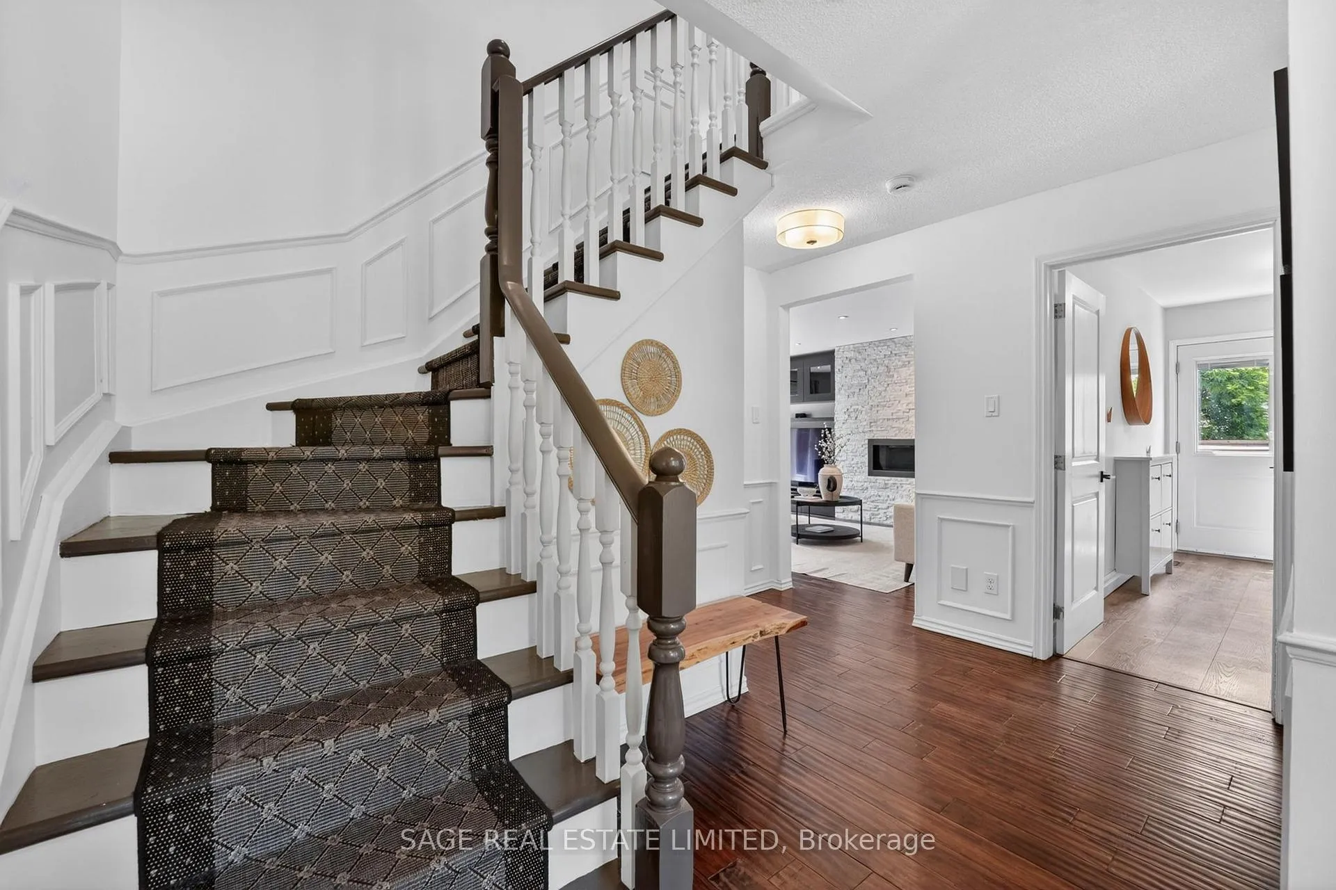 Photo 4 of 6 Acacia Street, Hamilton, Stoney Creek Mountain — HOMEH