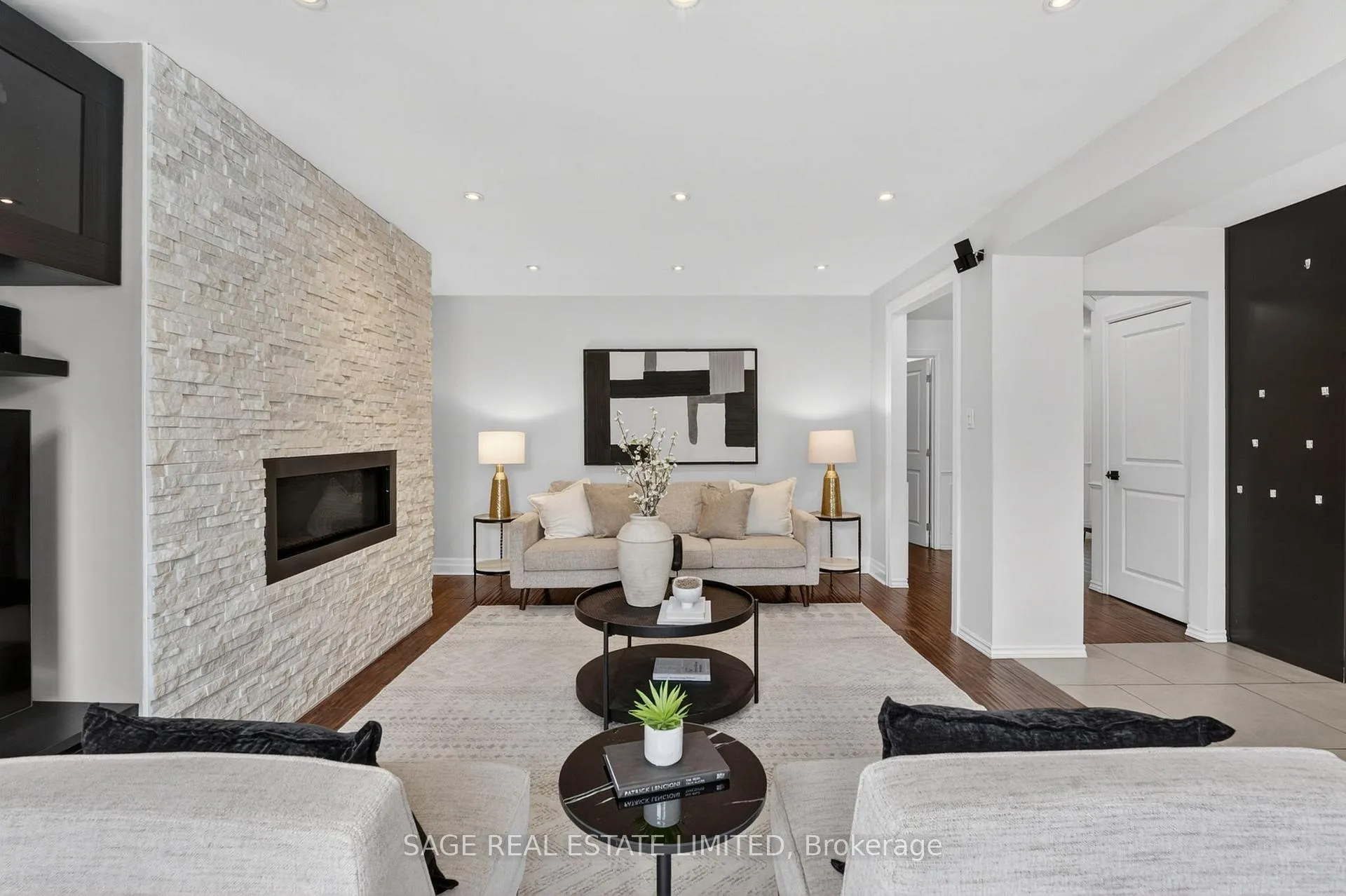 Photo 6 of 6 Acacia Street, Hamilton, Stoney Creek Mountain — HOMEH