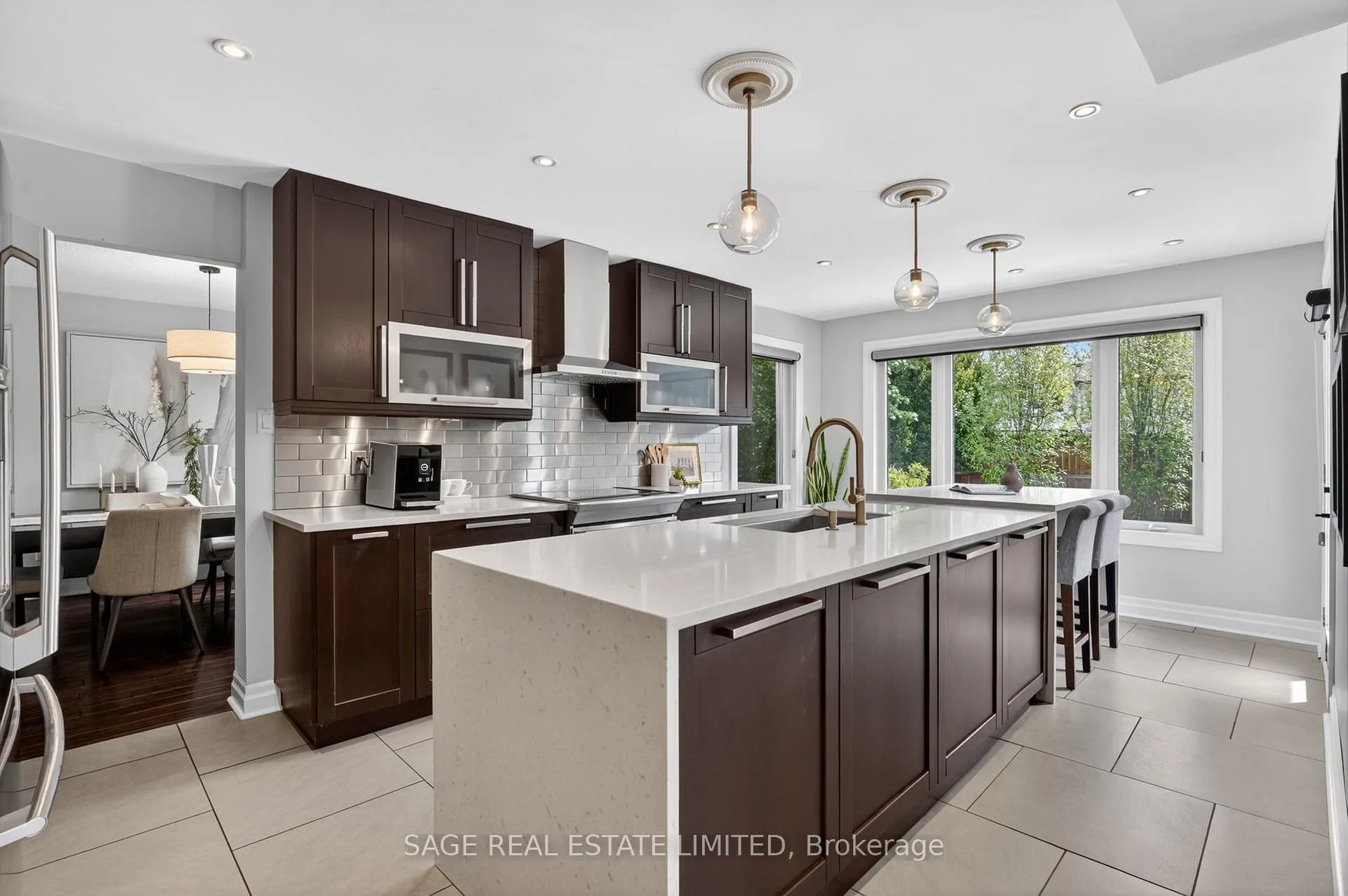 Photo 9 of 6 Acacia Street, Hamilton, Stoney Creek Mountain — HOMEH