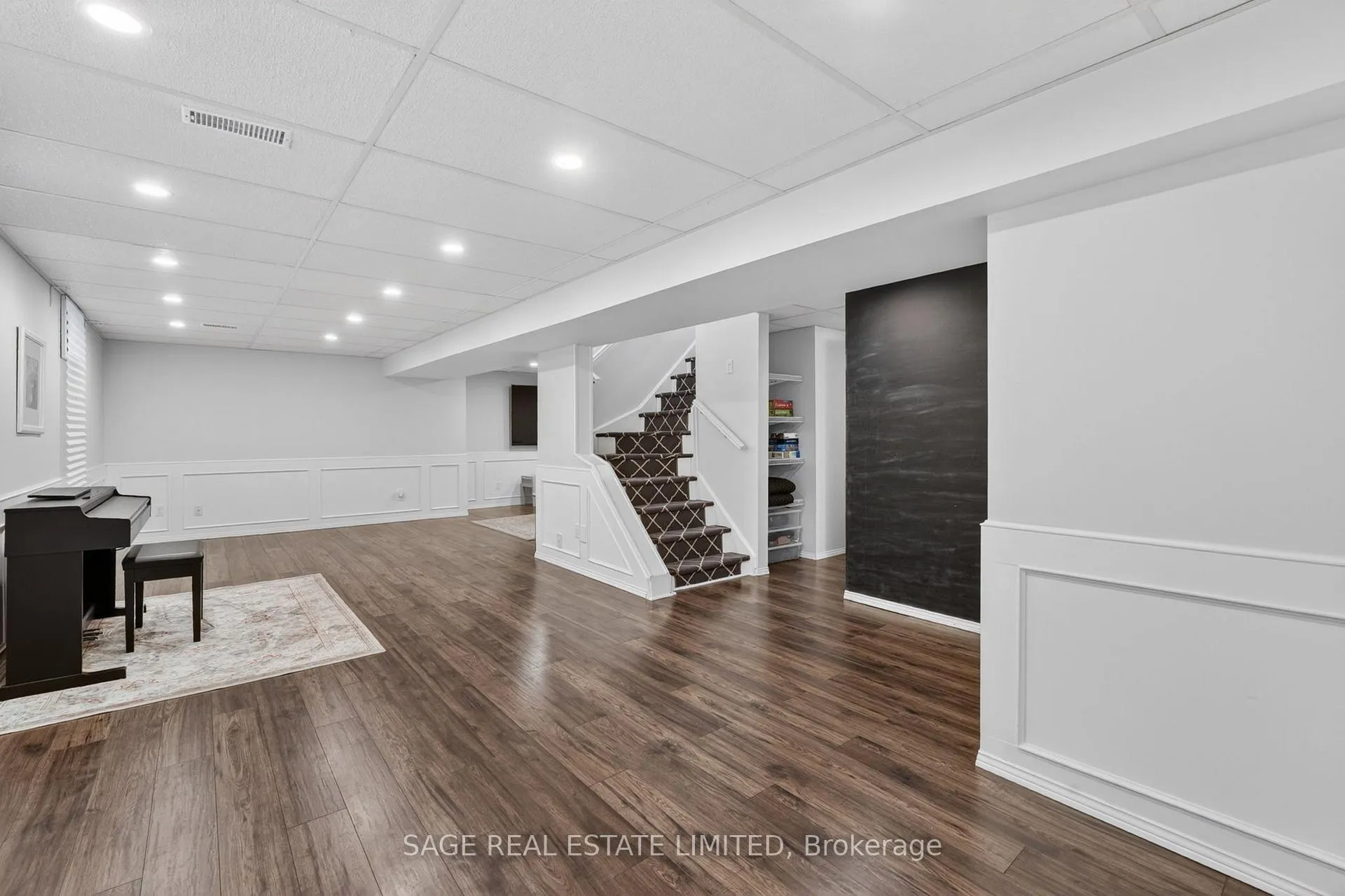 Photo 34 of 6 Acacia Street, Hamilton, Stoney Creek Mountain — HOMEH