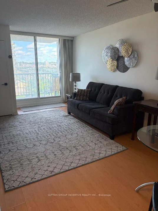 Photo 12 of Unit 905, 75 Ellen Street, Barrie, City Centre — HOMEH