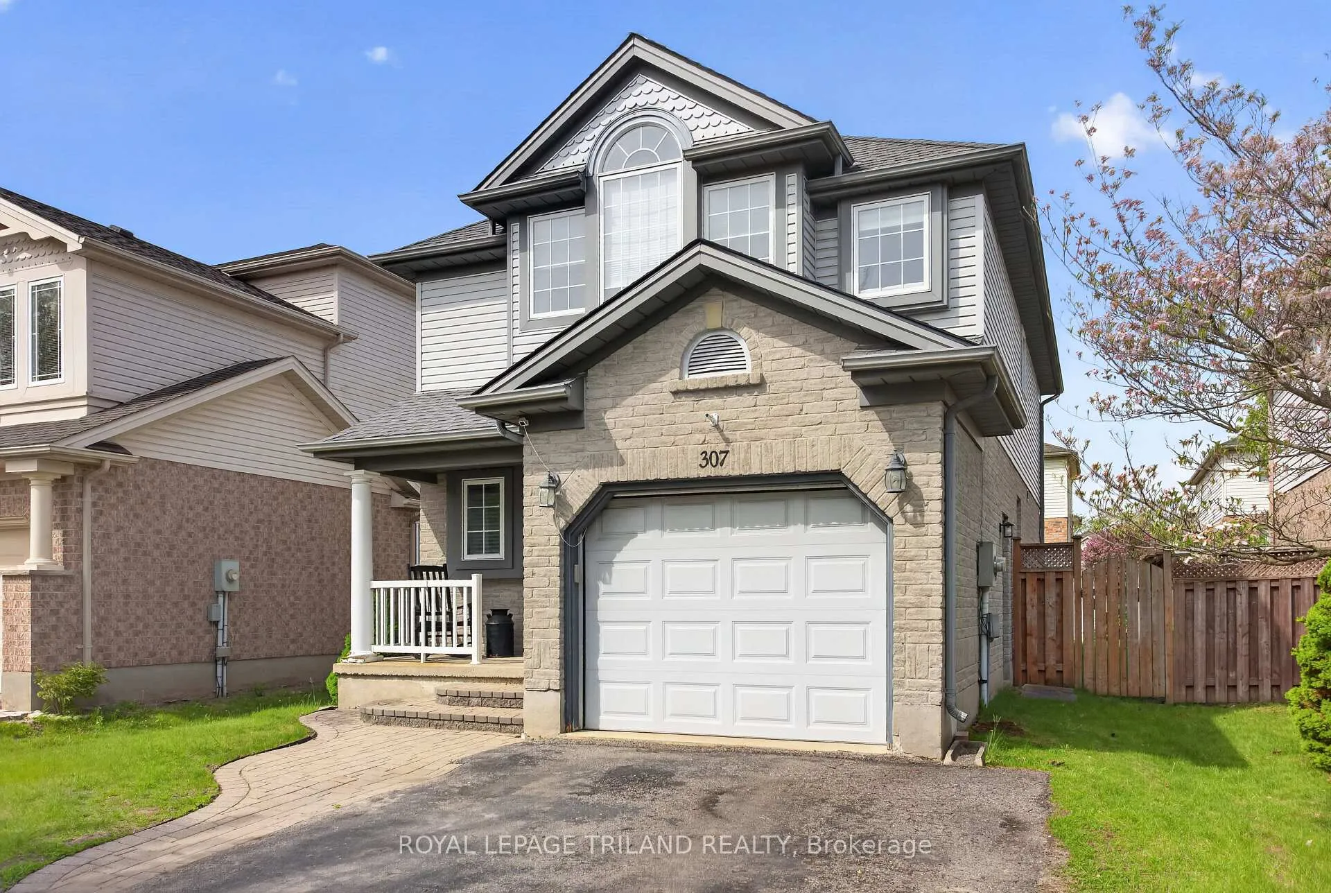 Photo 3 of 307 Jensen Road, London, East D — HOMEH
