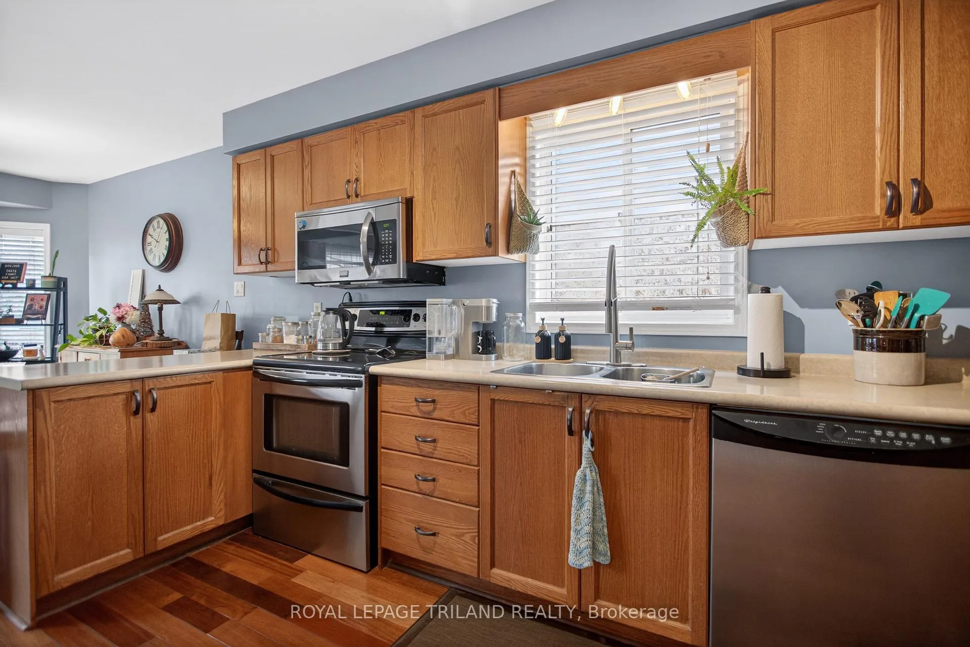 Photo 16 of 307 Jensen Road, London, East D — HOMEH