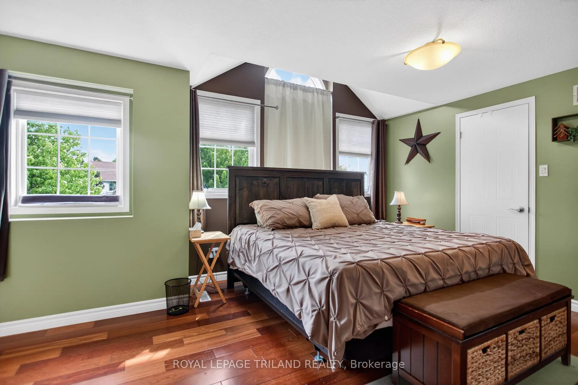 Photo 20 of 307 Jensen Road, London, East D — HOMEH