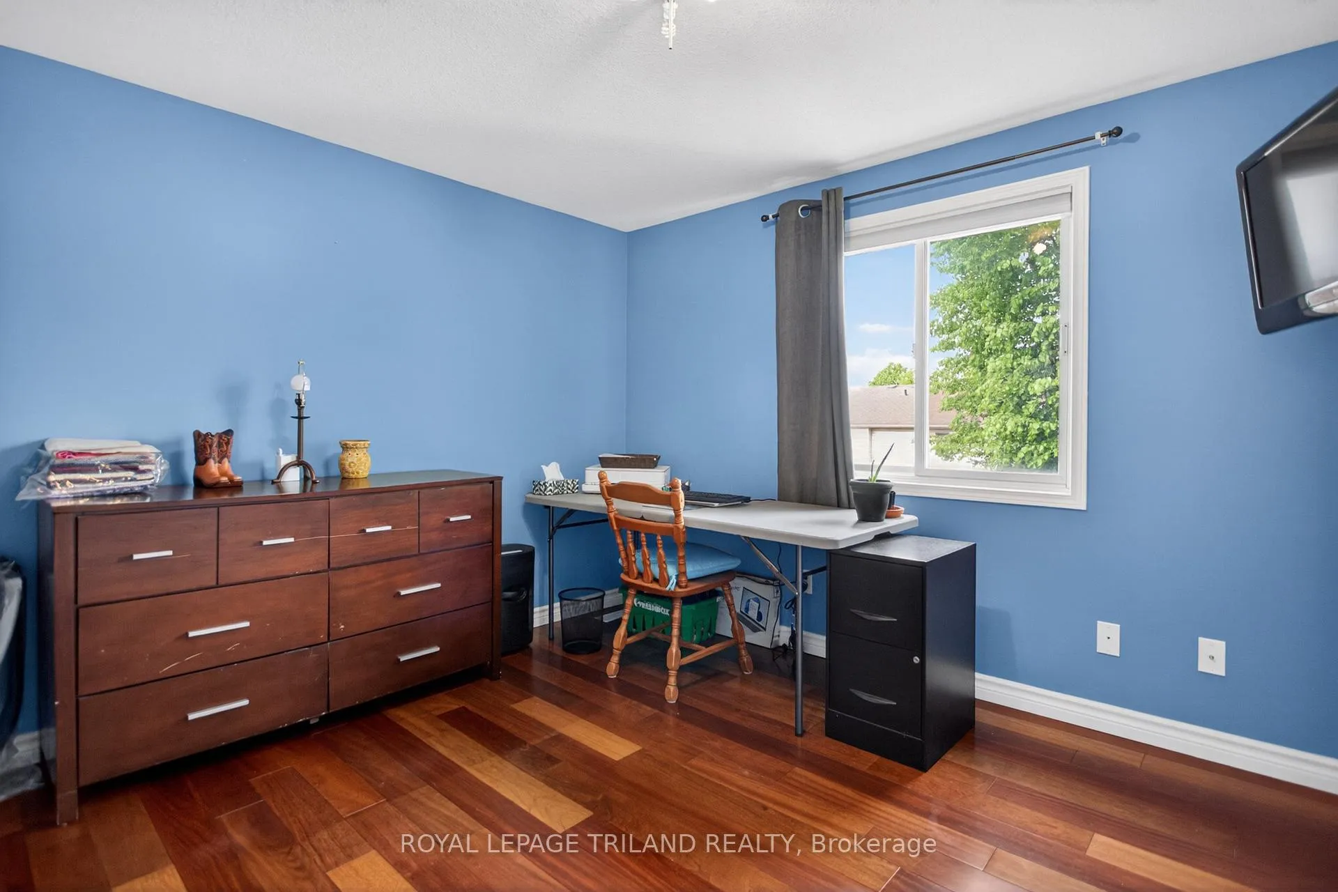 Photo 24 of 307 Jensen Road, London, East D — HOMEH