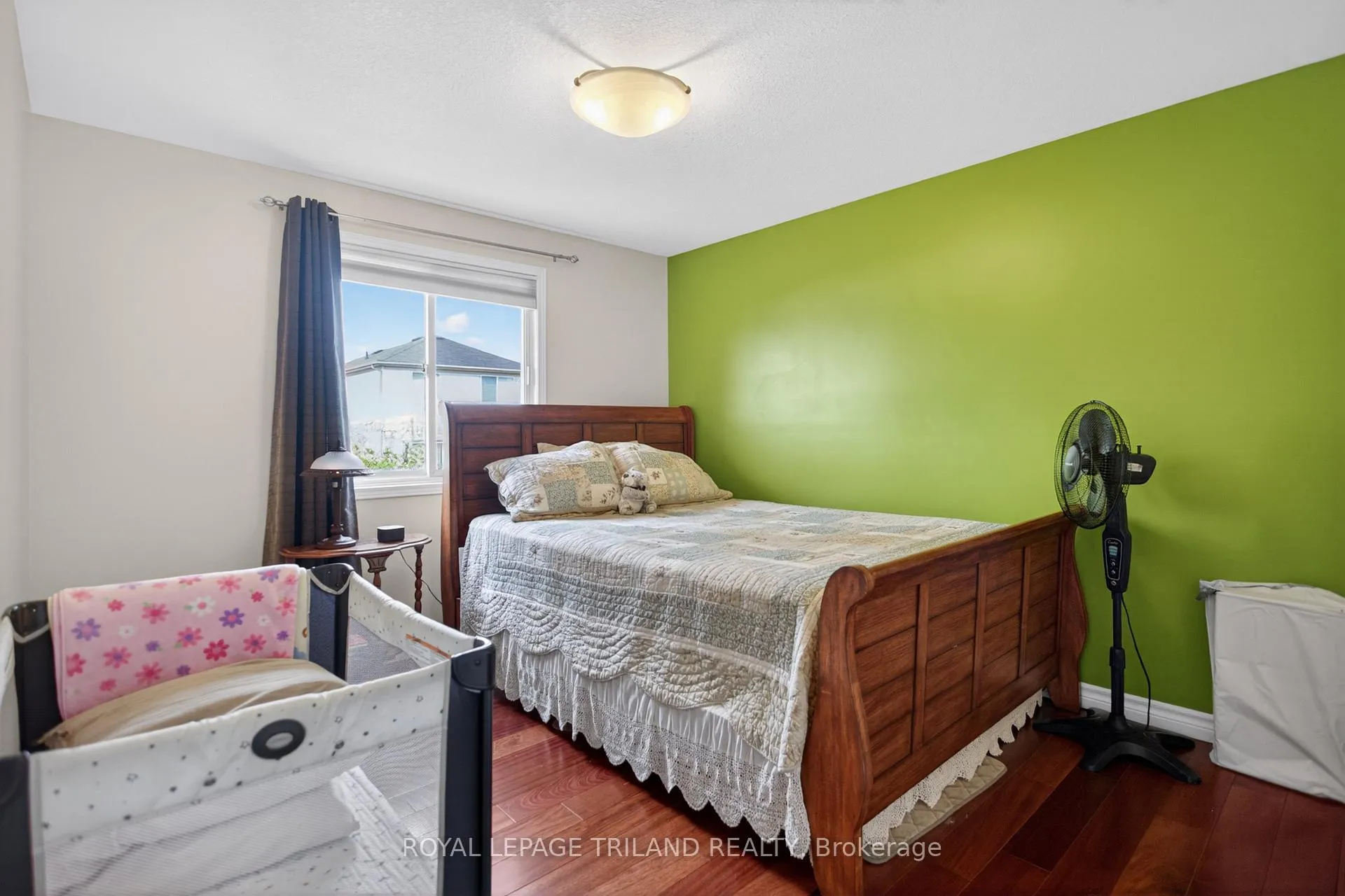 Photo 26 of 307 Jensen Road, London, East D — HOMEH