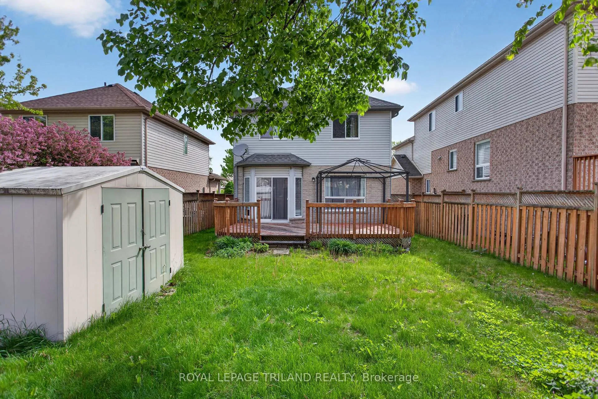 Photo 38 of 307 Jensen Road, London, East D — HOMEH