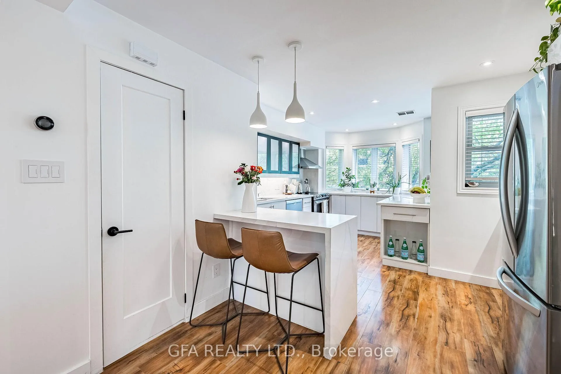 Photo 7 of Unit 9, 40C Shank Street, Toronto, Niagara — HOMEH