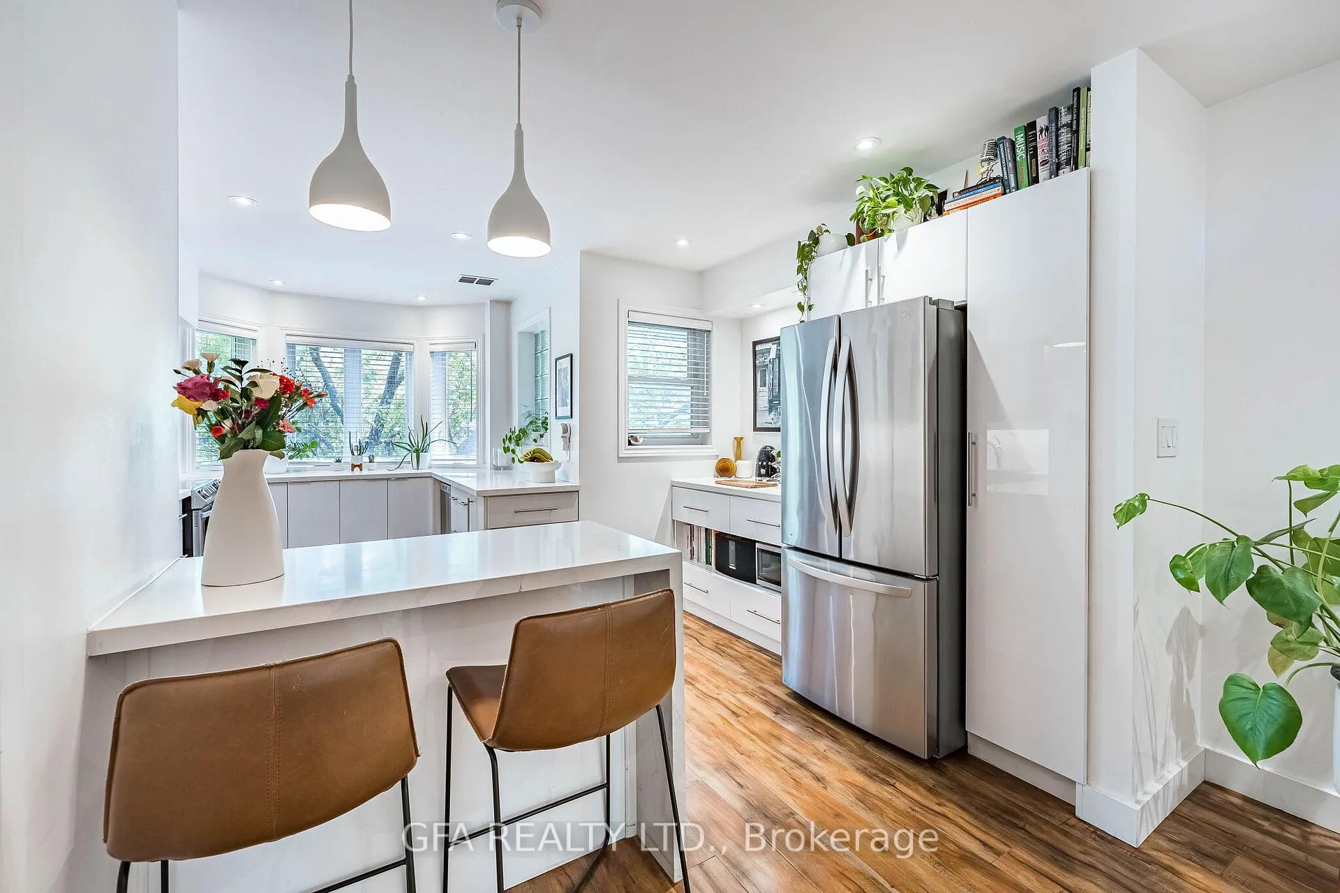 Photo 8 of Unit 9, 40C Shank Street, Toronto, Niagara — HOMEH