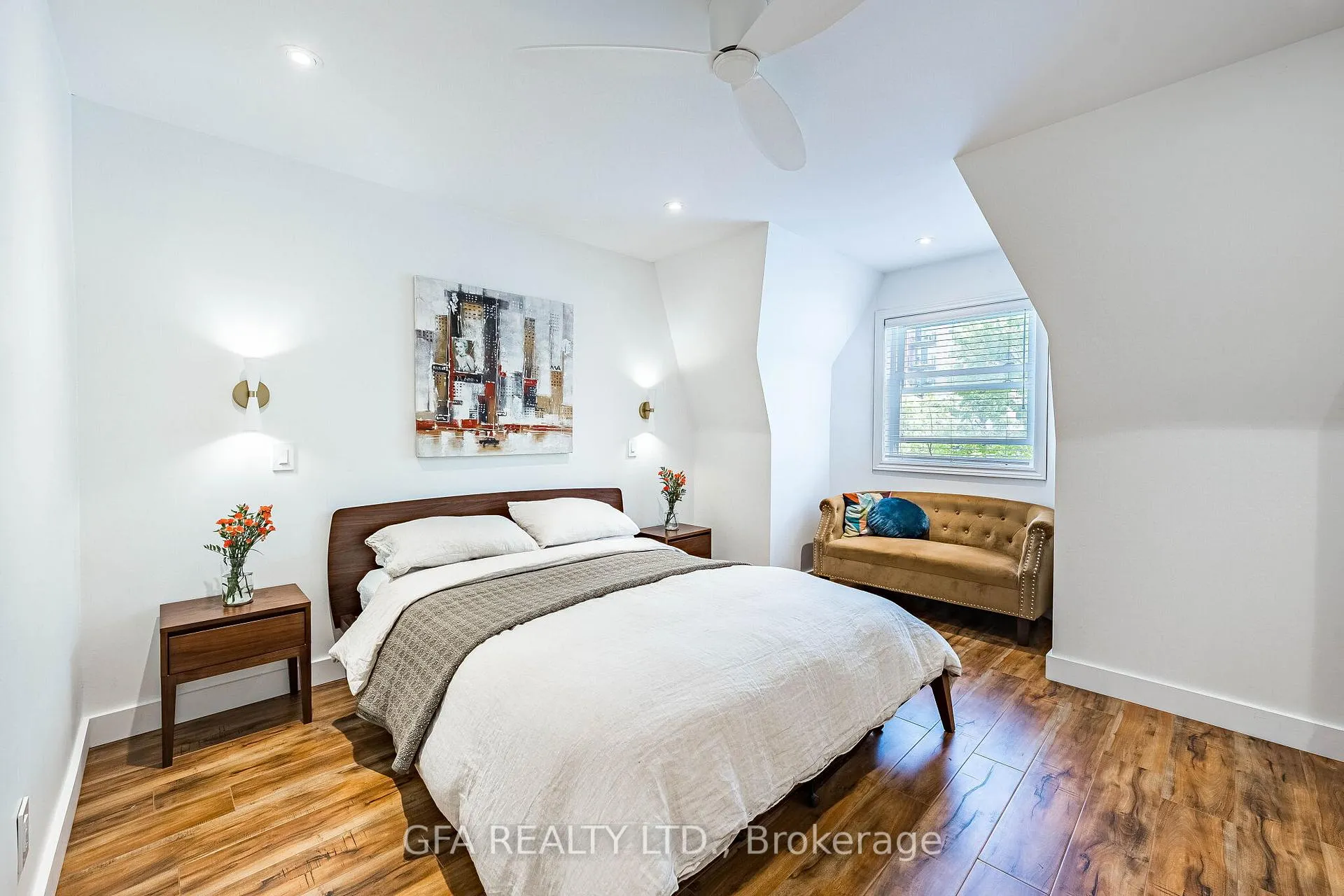 Photo 12 of Unit 9, 40C Shank Street, Toronto, Niagara — HOMEH