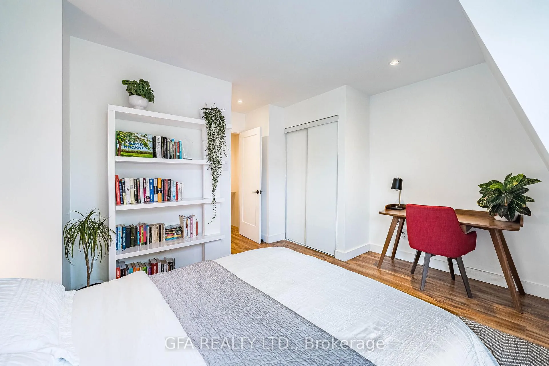 Photo 20 of Unit 9, 40C Shank Street, Toronto, Niagara — HOMEH