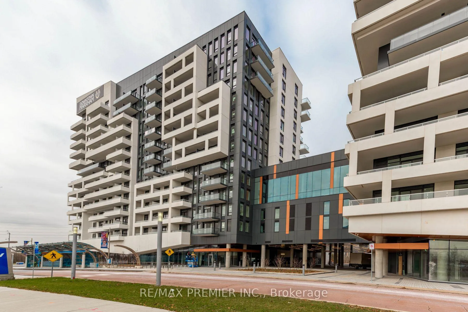 Photo 3 of Unit 1211B, 8 Rouge Valley Drive W, Markham, Unionville — HOMEH