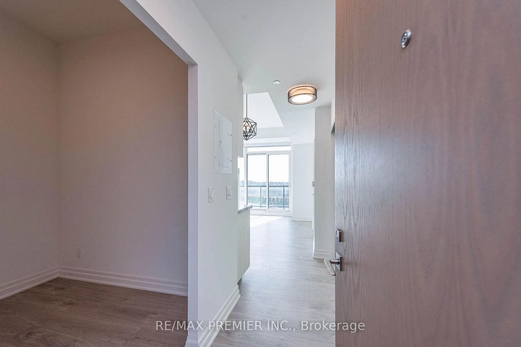 Photo 6 of Unit 1211B, 8 Rouge Valley Drive W, Markham, Unionville — HOMEH