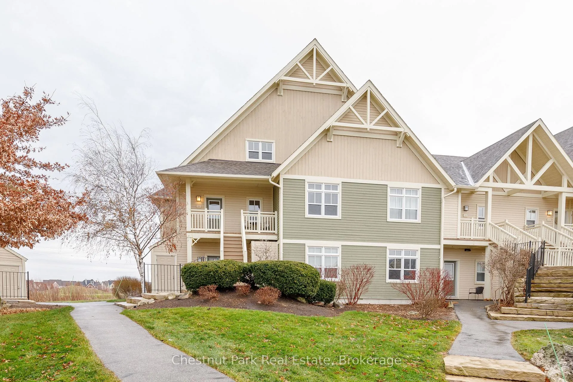 Front of Unit 225, 125 Fairway Court