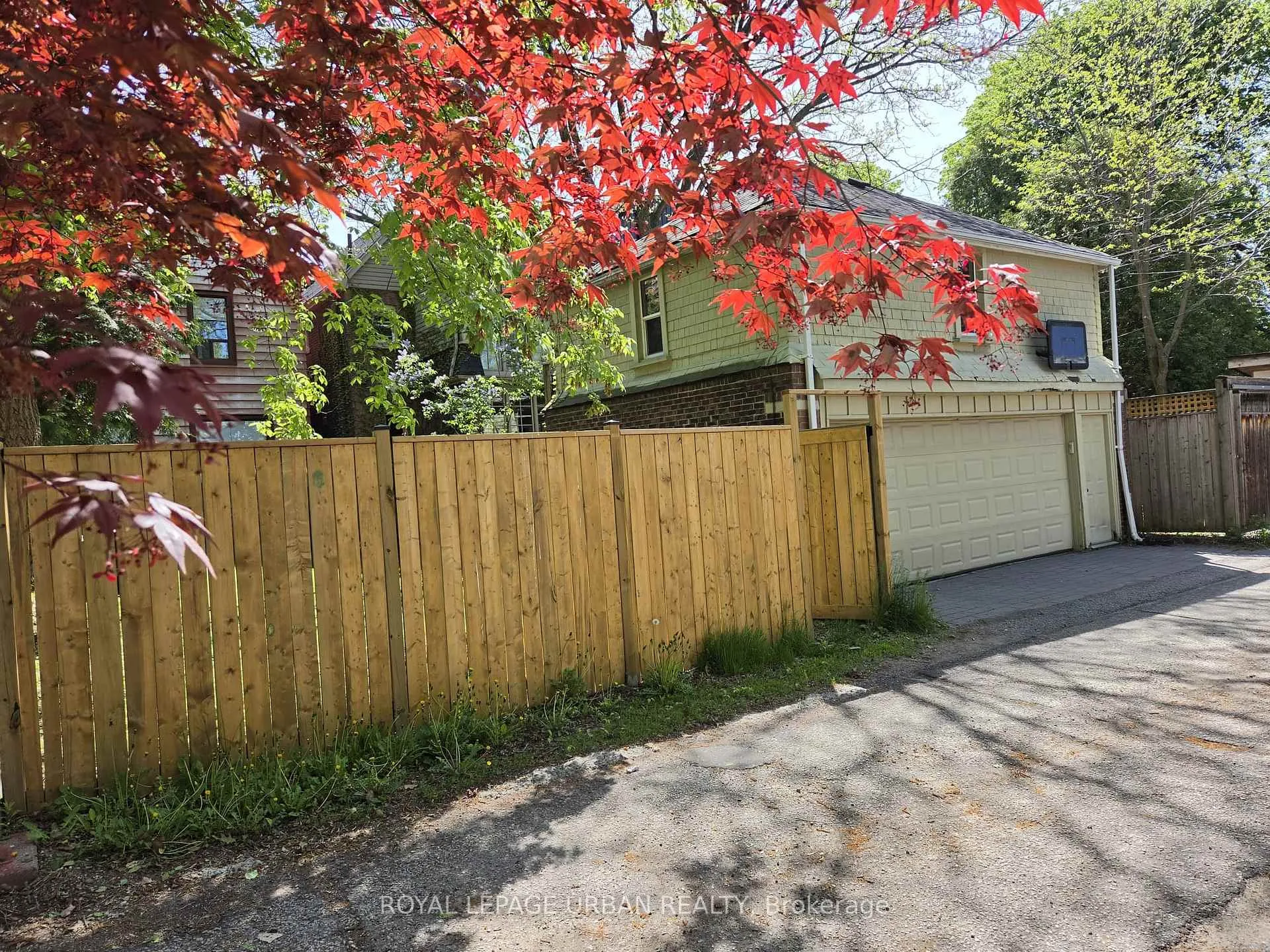 Photo 2 of 118 Ferrier Avenue, Toronto, Playter Estates-Danforth — HOMEH