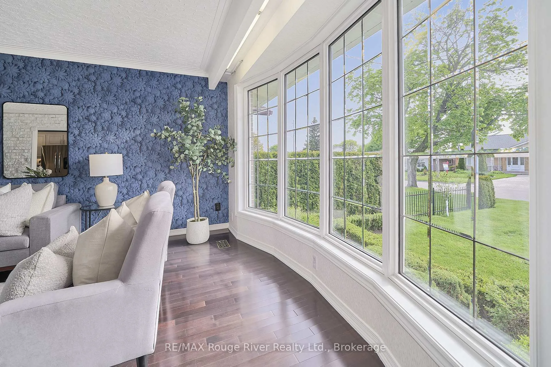 Photo 7 of 485 Elizabeth Street, Oshawa, McLaughlin — HOMEH