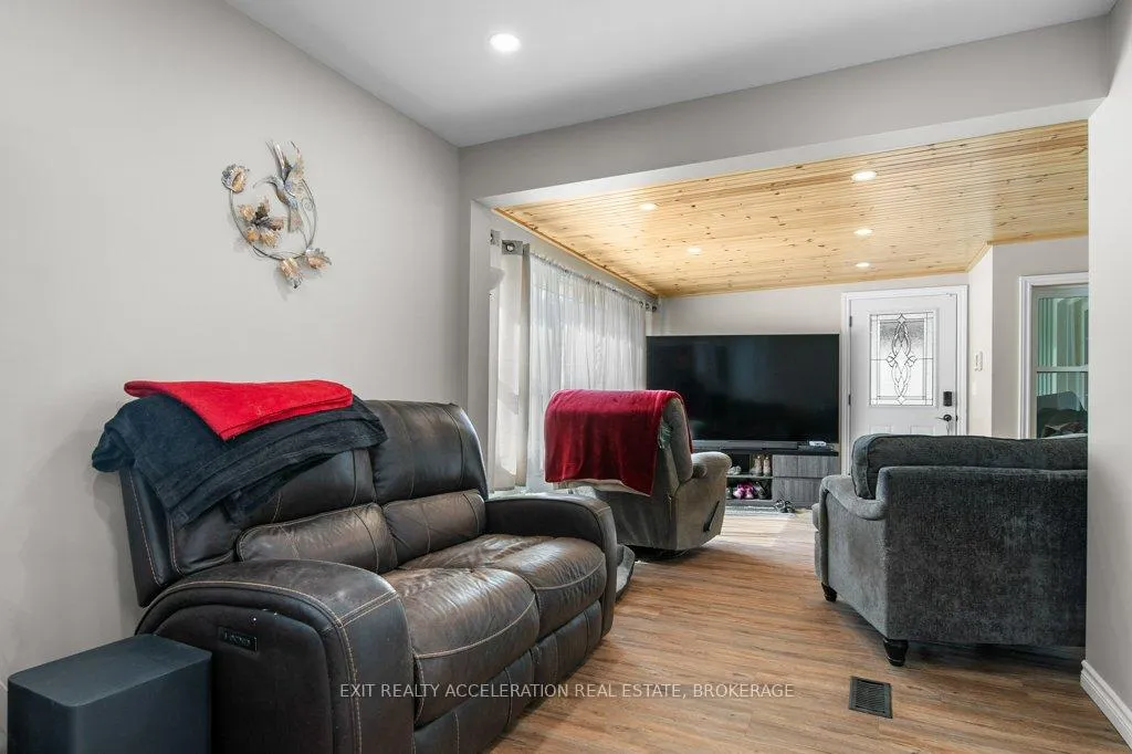 Photo 9 of 8738 County Road 2 W, Greater Napanee — HOMEH