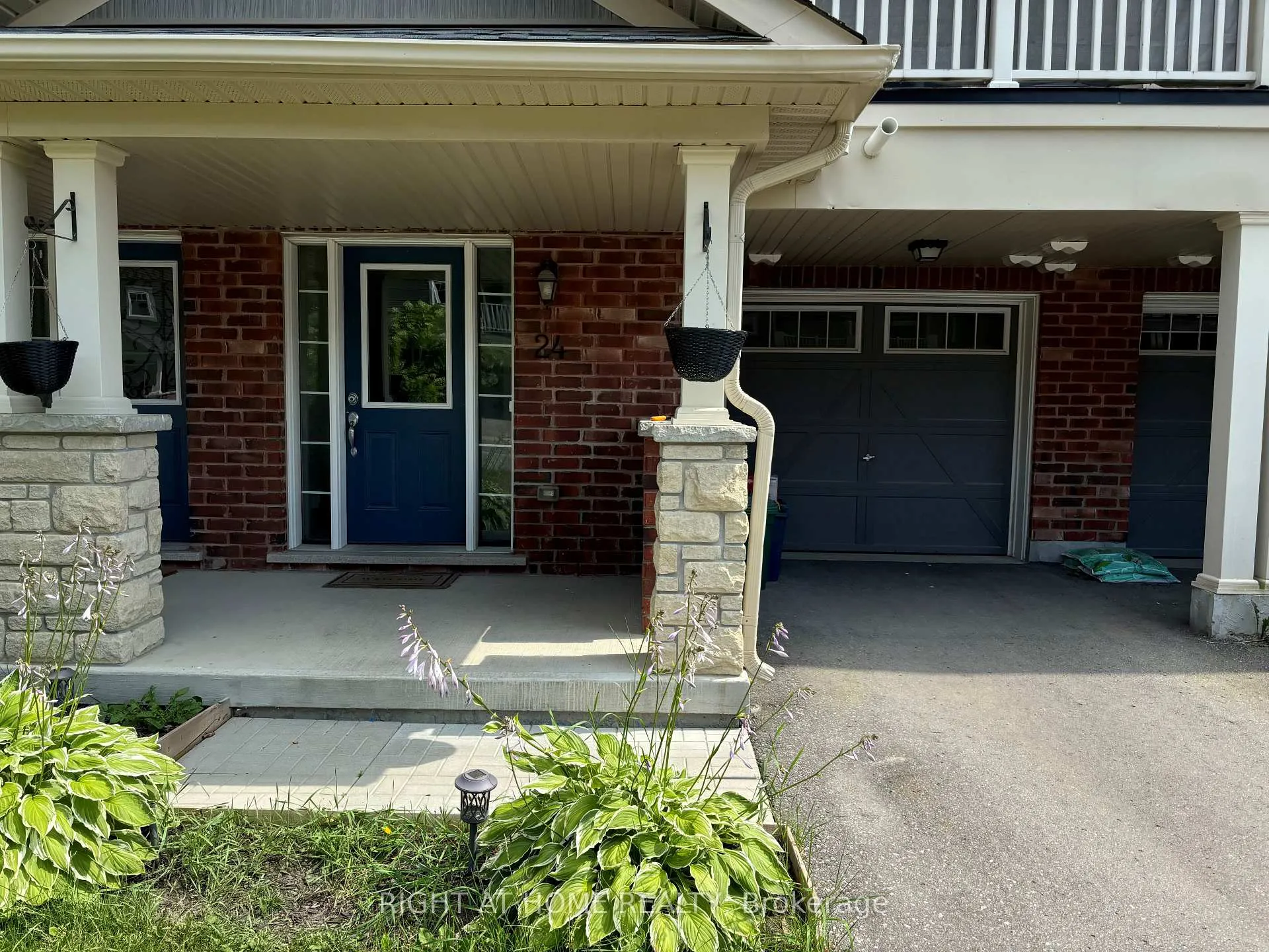 Photo 2 of 24 Nearco Crescent, Oshawa, Windfields — HOMEH