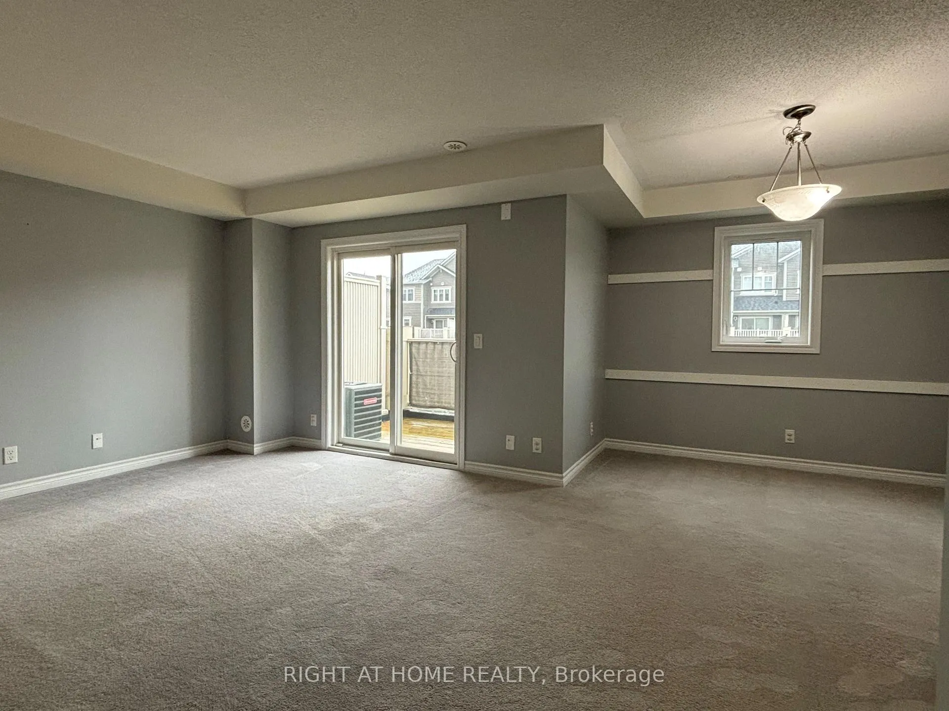 Photo 8 of 24 Nearco Crescent, Oshawa, Windfields — HOMEH
