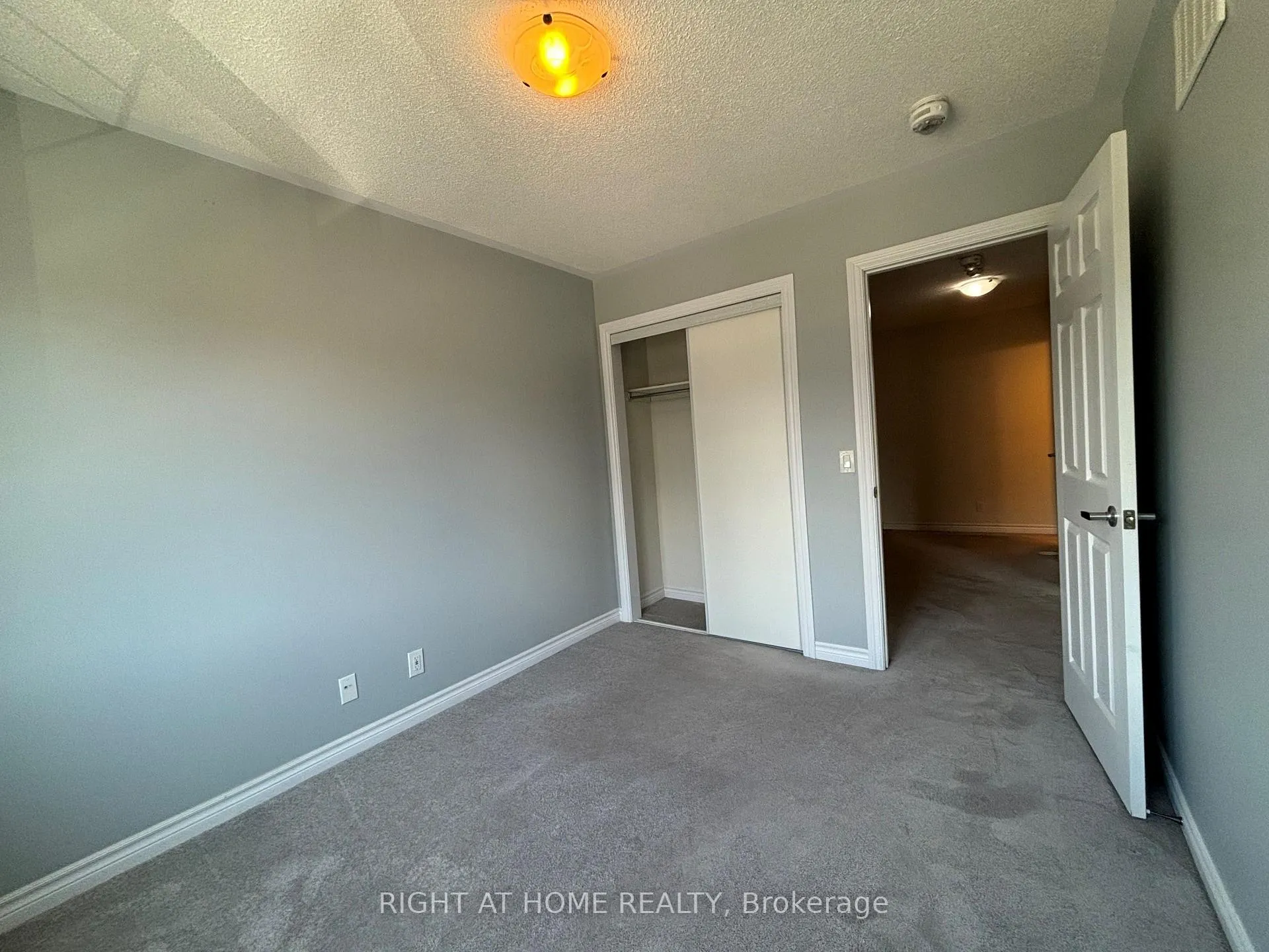 Photo 19 of 24 Nearco Crescent, Oshawa, Windfields — HOMEH