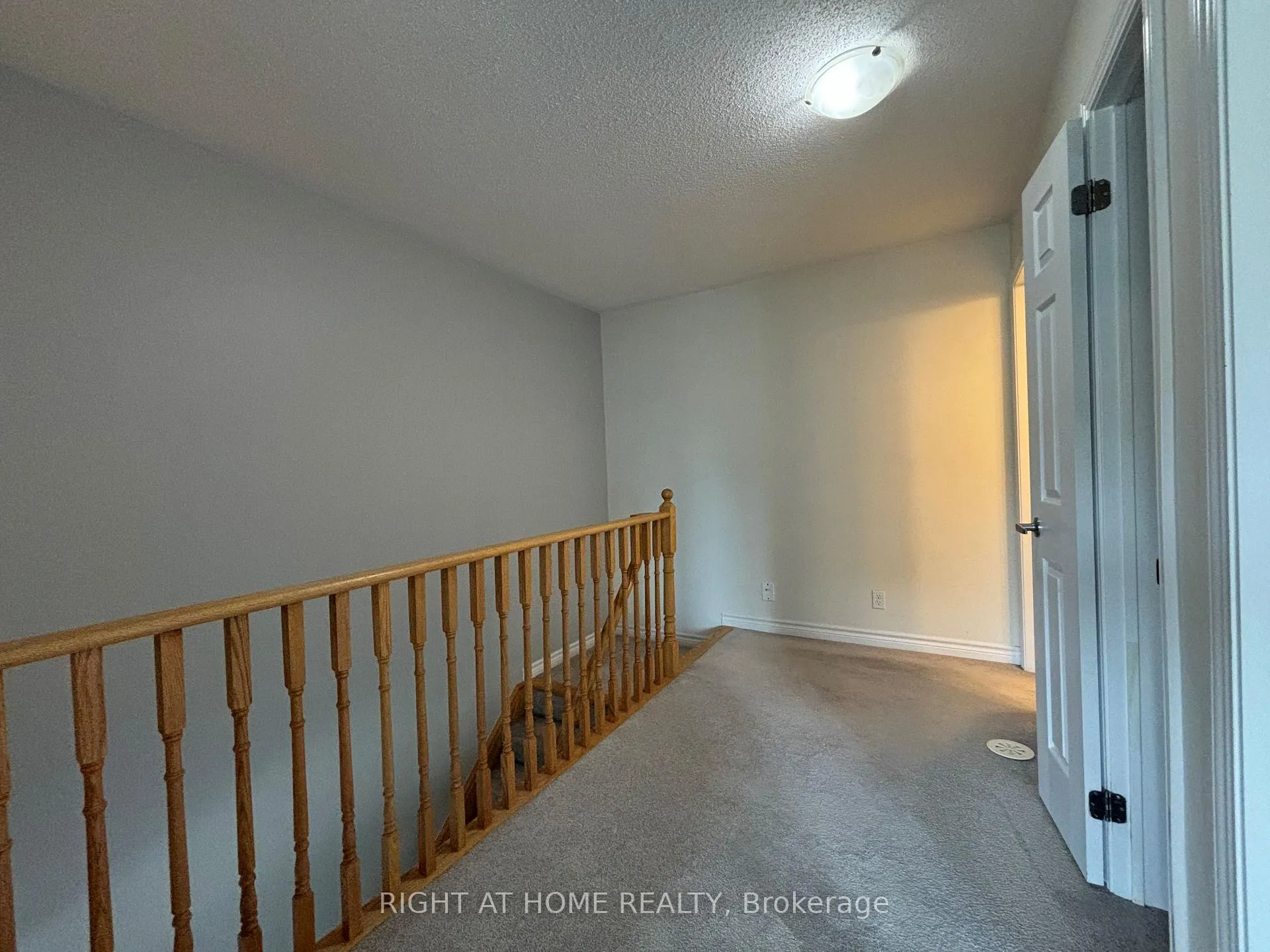 Photo 23 of 24 Nearco Crescent, Oshawa, Windfields — HOMEH