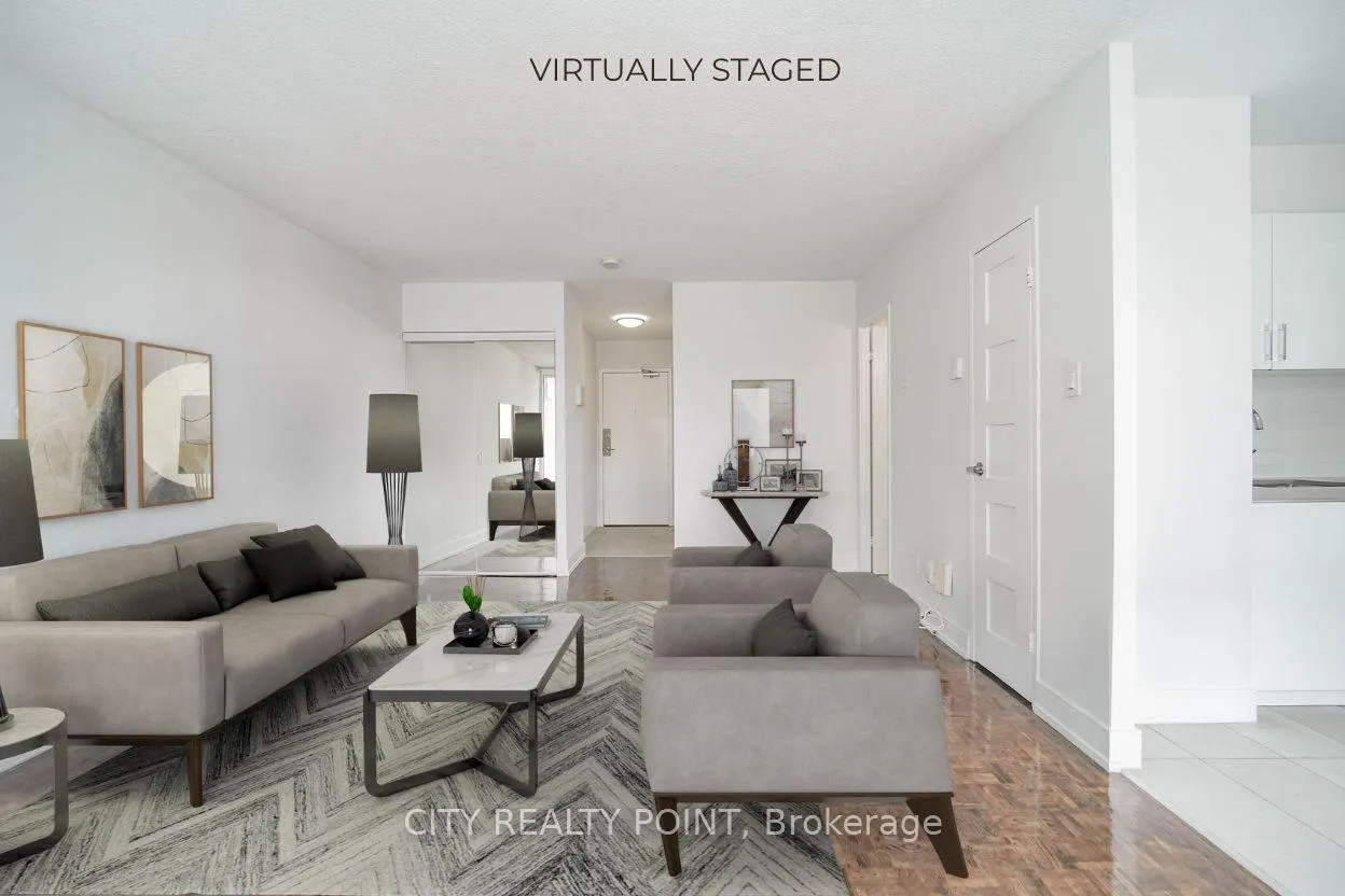 Front of Unit 1701, 33 Isabella Street