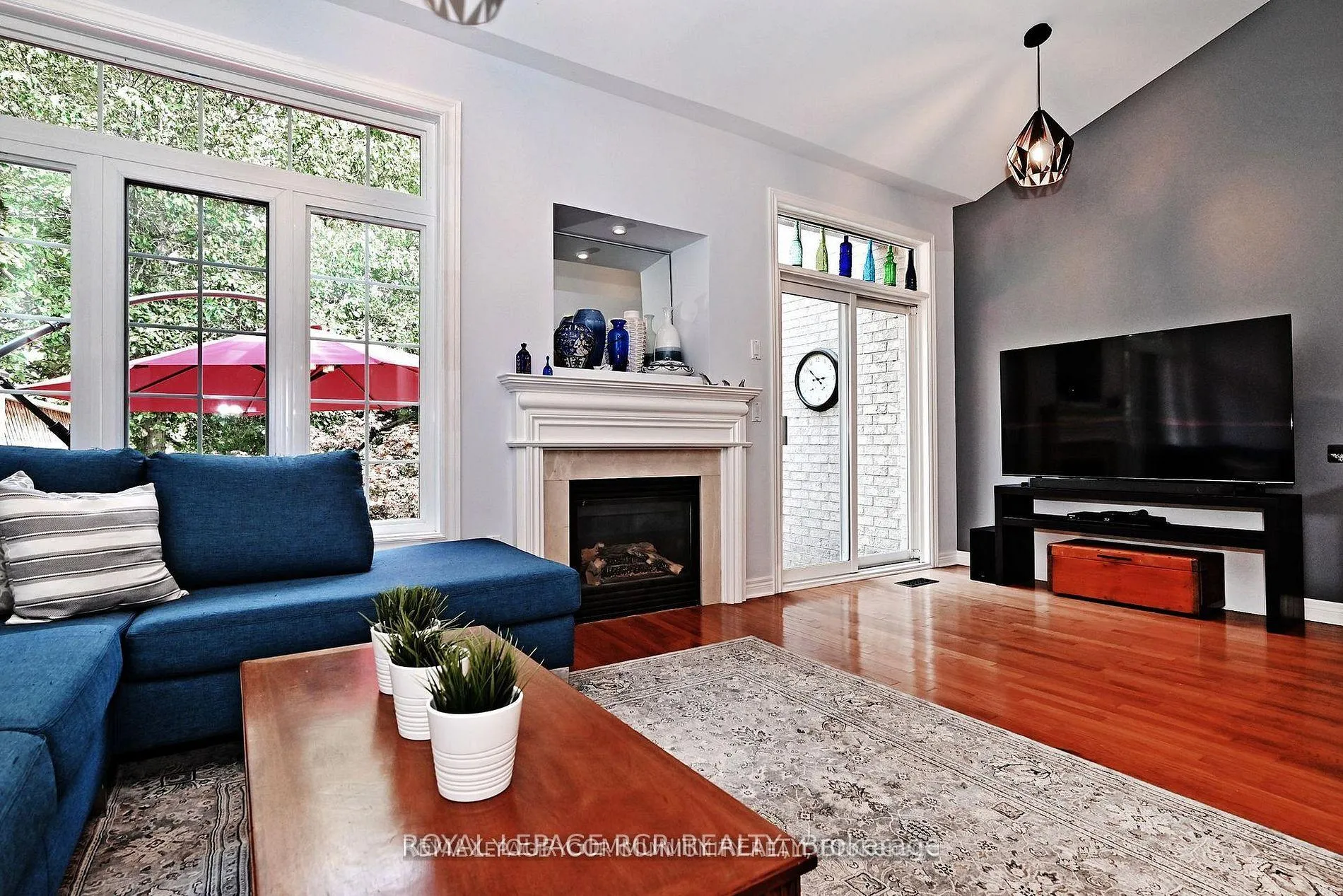 Photo 6 of Unit 18, 3 Senator Court, Aurora, Aurora Heights — HOMEH