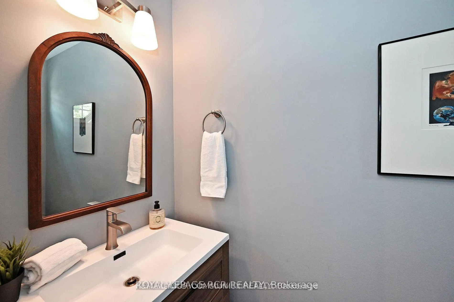 Photo 20 of Unit 18, 3 Senator Court, Aurora, Aurora Heights — HOMEH