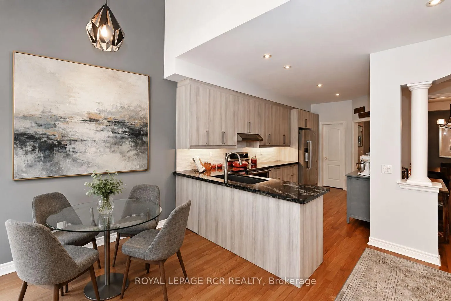Photo 34 of Unit 18, 3 Senator Court, Aurora, Aurora Heights — HOMEH