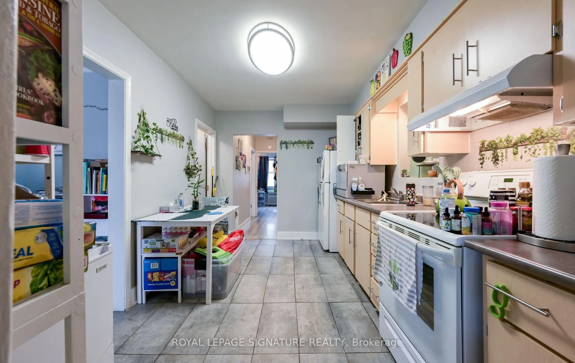 Photo 9 of 226 Bicknell Avenue, Toronto, Keelesdale-Eglinton West — HOMEH