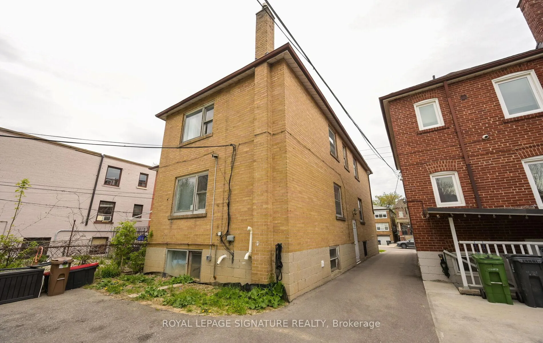 Photo 27 of 226 Bicknell Avenue, Toronto, Keelesdale-Eglinton West — HOMEH