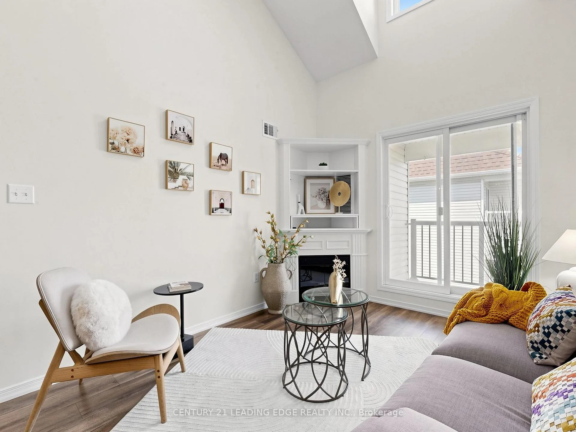 Photo 3 of Unit Unit 3, 45 Petra Way, Whitby, Pringle Creek — HOMEH