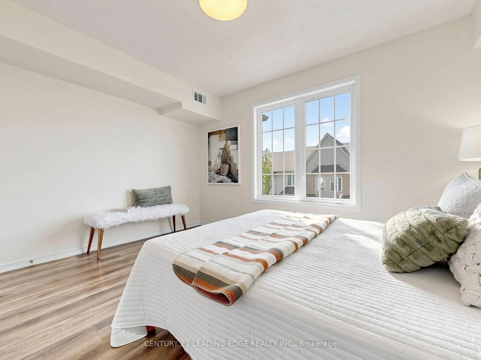 Photo 15 of Unit Unit 3, 45 Petra Way, Whitby, Pringle Creek — HOMEH