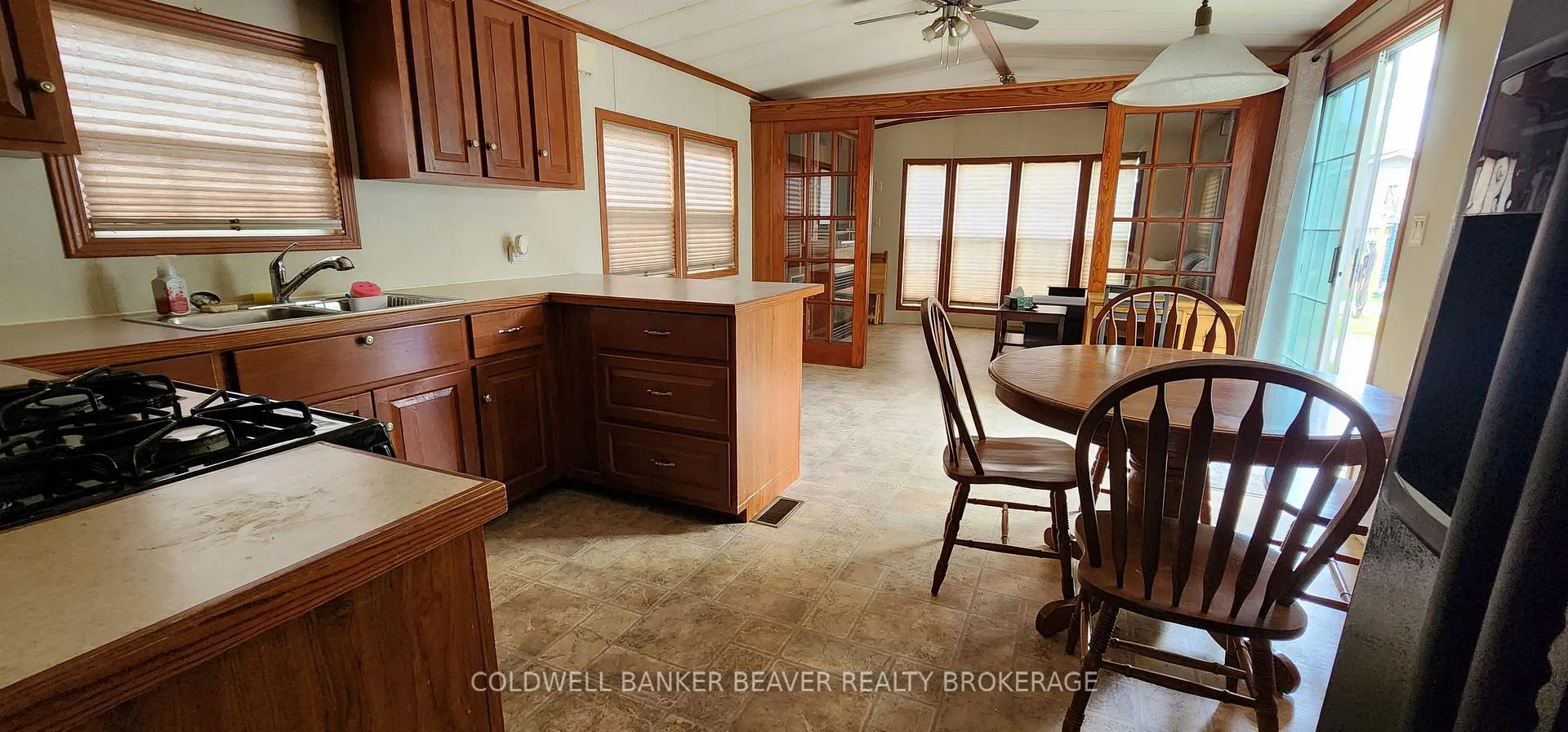 Photo 6 of Unit 13, 22790 Amiens Road, Middlesex Centre, Rural Middlesex Centre — HOMEH