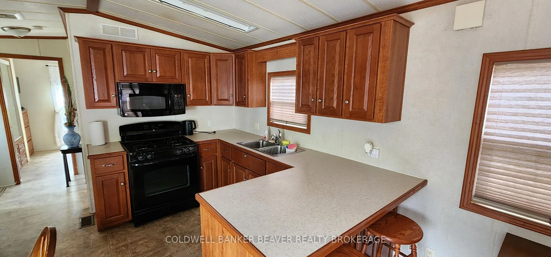 Photo 12 of Unit 13, 22790 Amiens Road, Middlesex Centre, Rural Middlesex Centre — HOMEH