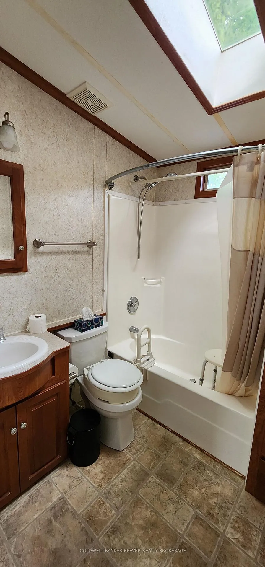 Photo 17 of Unit 13, 22790 Amiens Road, Middlesex Centre, Rural Middlesex Centre — HOMEH