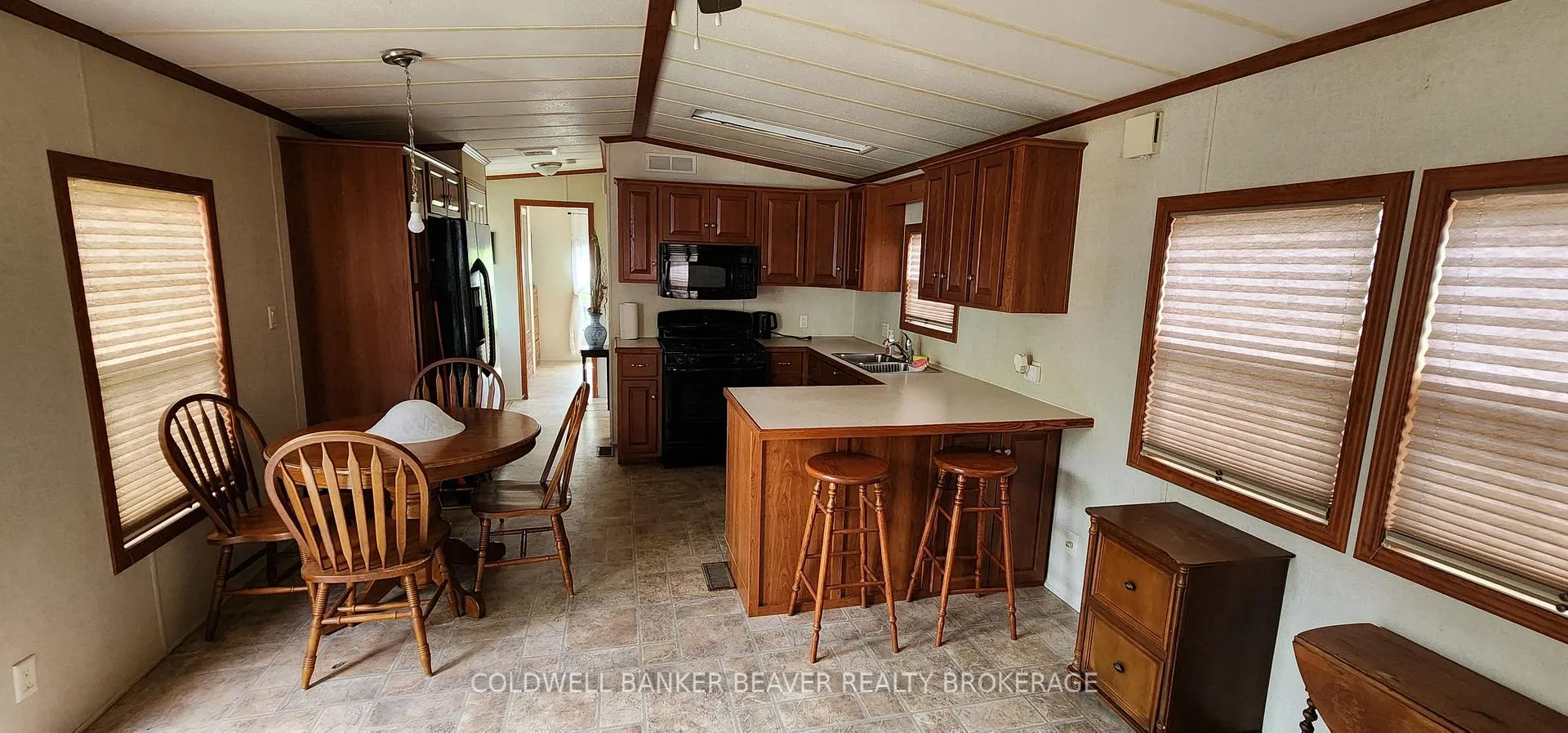 Photo 41 of Unit 13, 22790 Amiens Road, Middlesex Centre, Rural Middlesex Centre — HOMEH