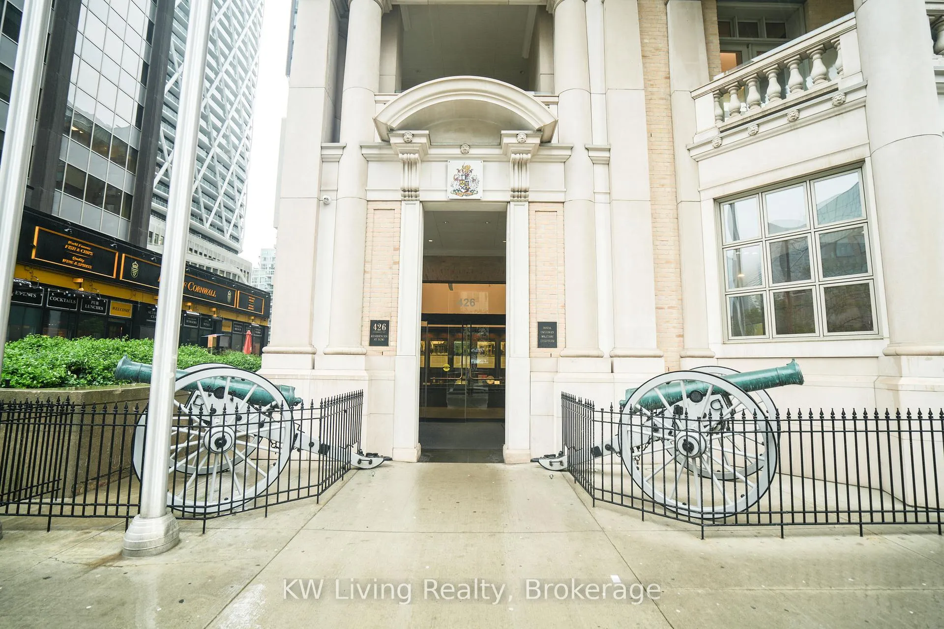 Front of Unit 1206, 426 University Avenue