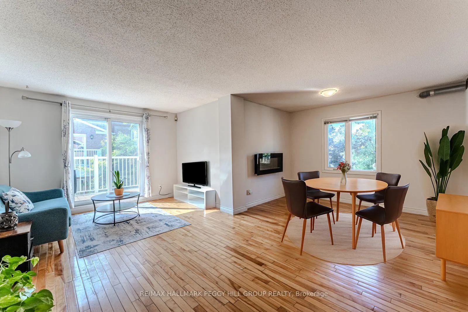Photo 3 of Unit 52, 508 Essa Road, Barrie, Holly — HOMEH