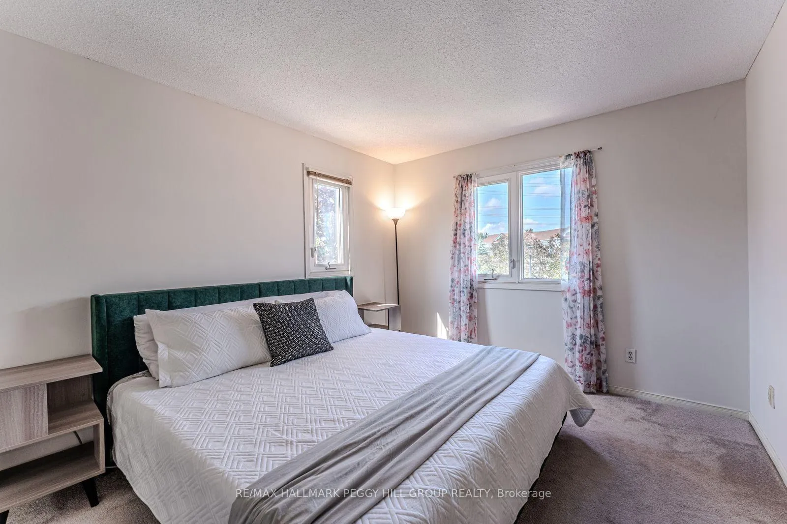 Photo 8 of Unit 52, 508 Essa Road, Barrie, Holly — HOMEH