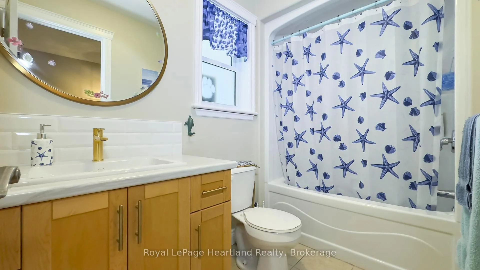 Photo 26 of 39 Balvina Drive W, Goderich, Goderich (Town) — HOMEH