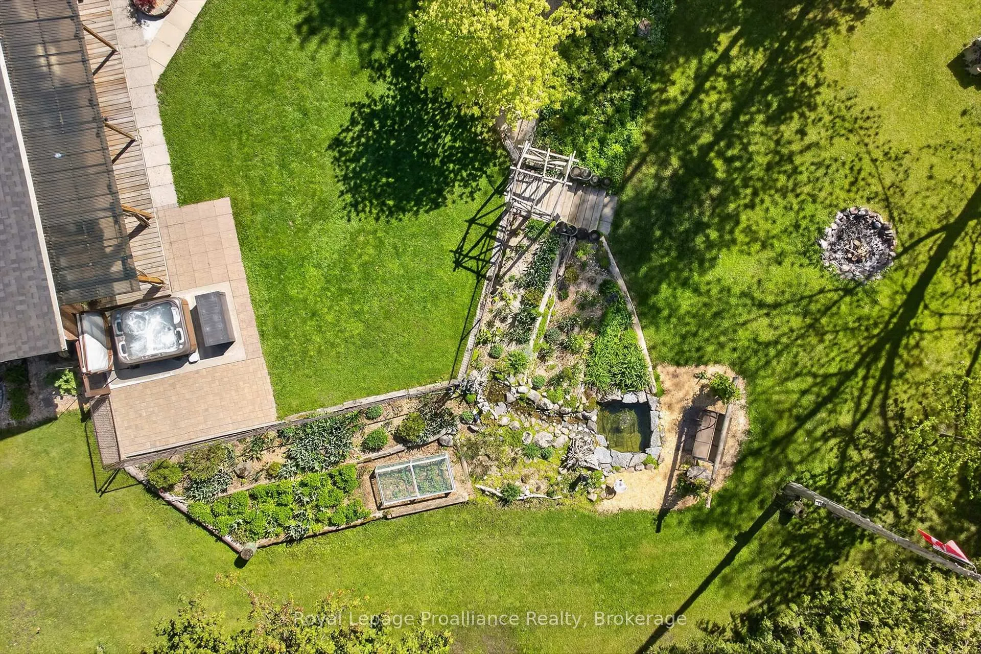 Photo 35 of 1757 Mount Pleasant Road, Cavan Monaghan, Cavan Twp — HOMEH