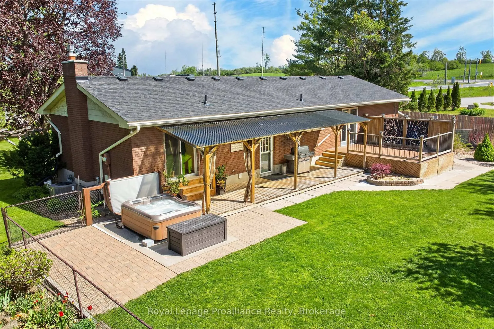 Photo 37 of 1757 Mount Pleasant Road, Cavan Monaghan, Cavan Twp — HOMEH