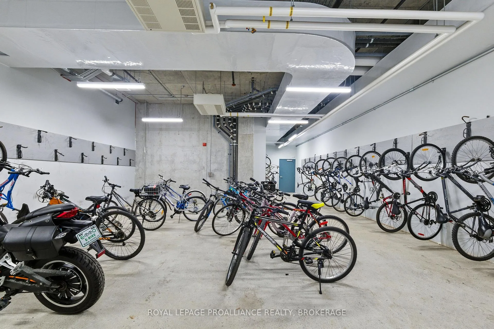 Photo 27 of Unit 418, 652 Princess Street, Kingston, Central City East — HOMEH