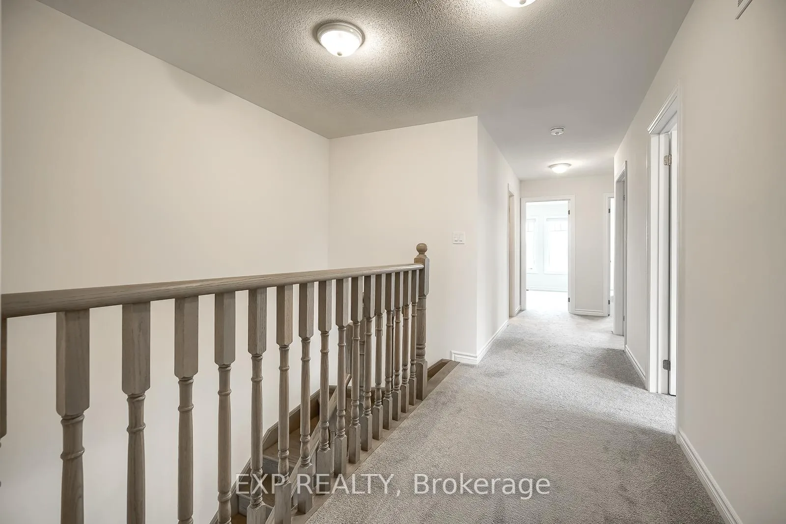 Photo 21 of 1020 Matthew Murray Crescent, Oshawa, Taunton — HOMEH