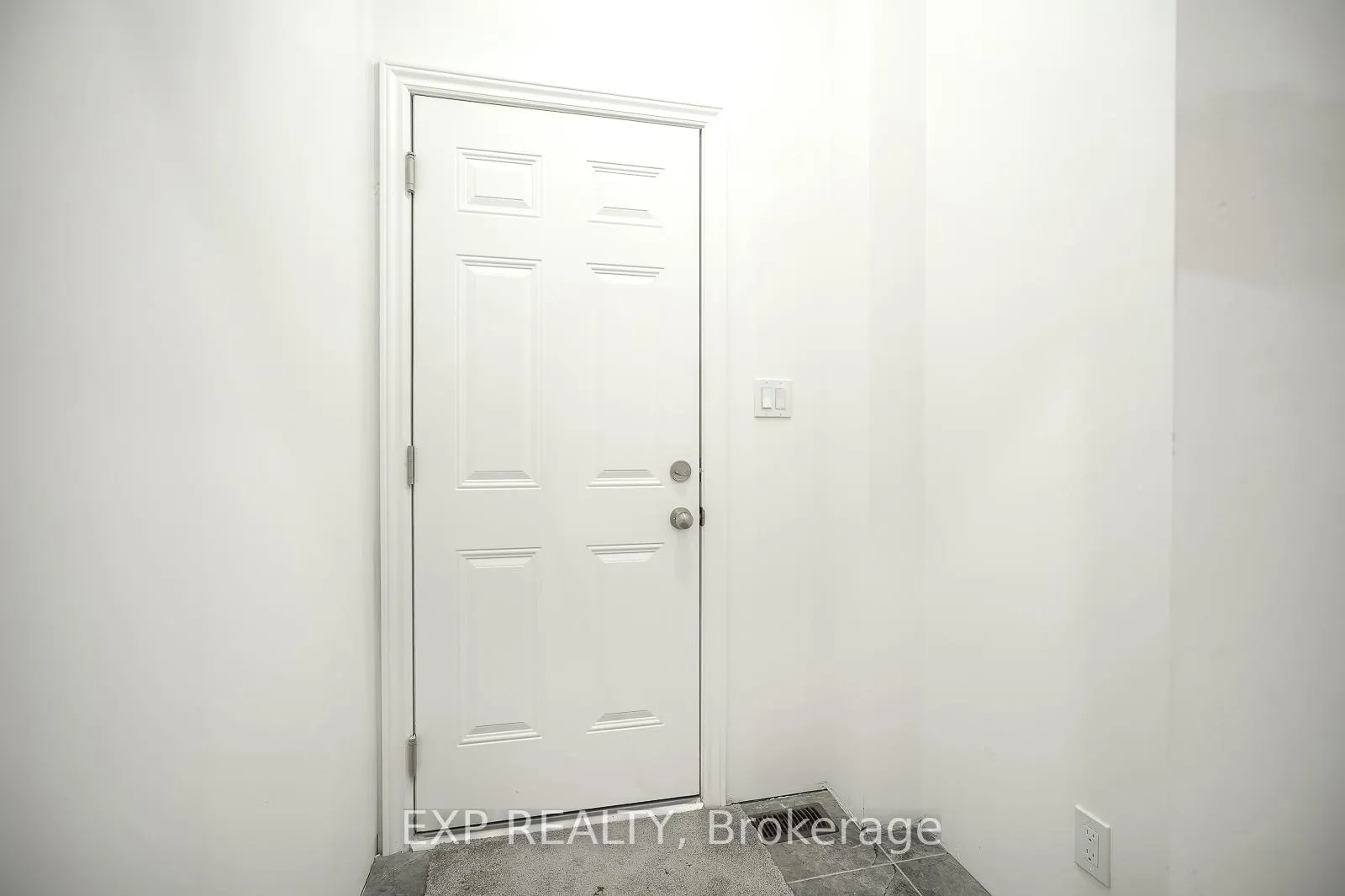 Photo 35 of 1020 Matthew Murray Crescent, Oshawa, Taunton — HOMEH