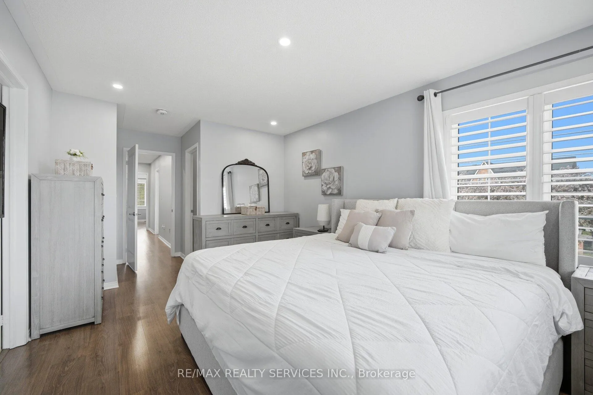 Photo 22 of 56 Rimrock Crescent, Whitby, Williamsburg — HOMEH