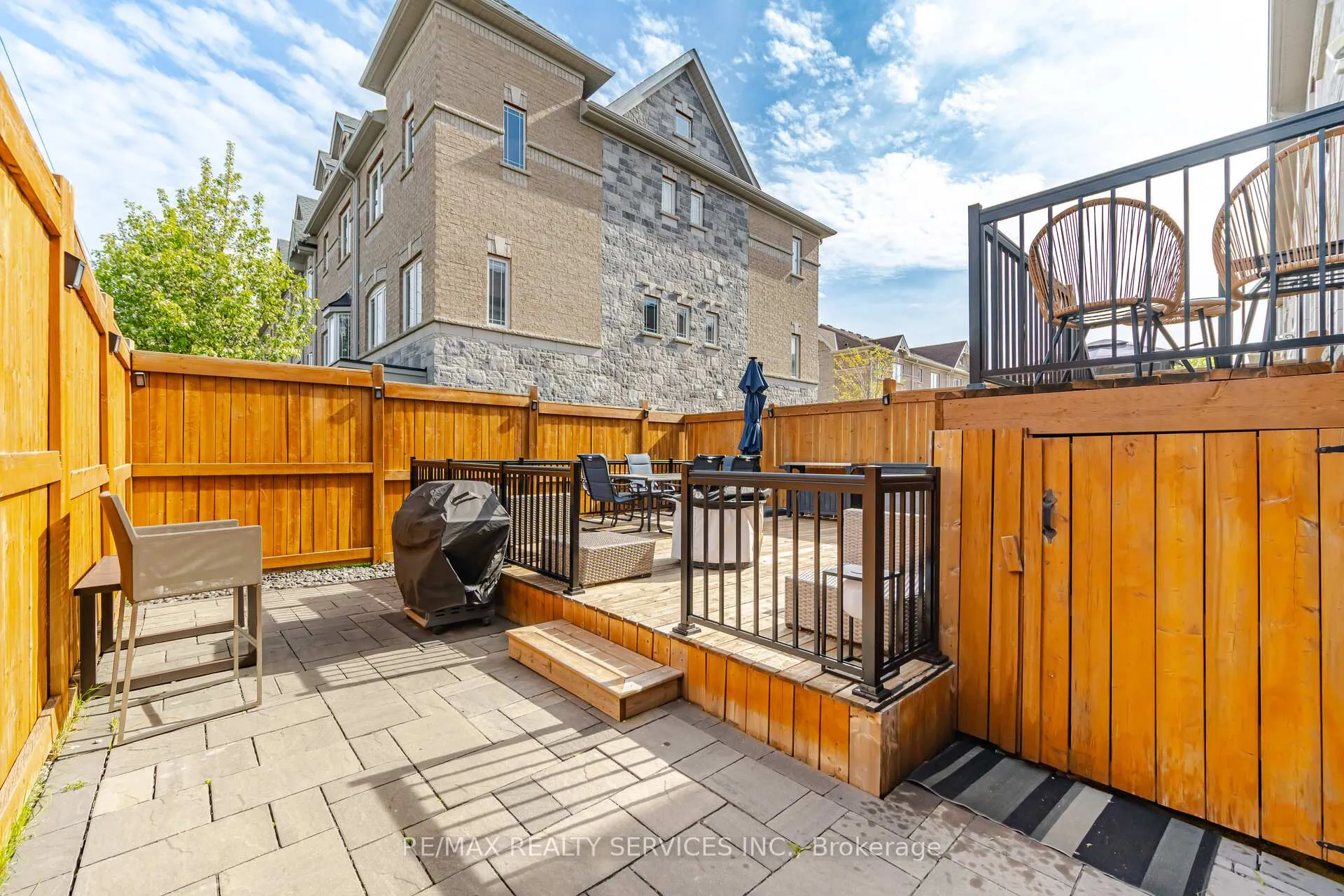 Photo 46 of 56 Rimrock Crescent, Whitby, Williamsburg — HOMEH