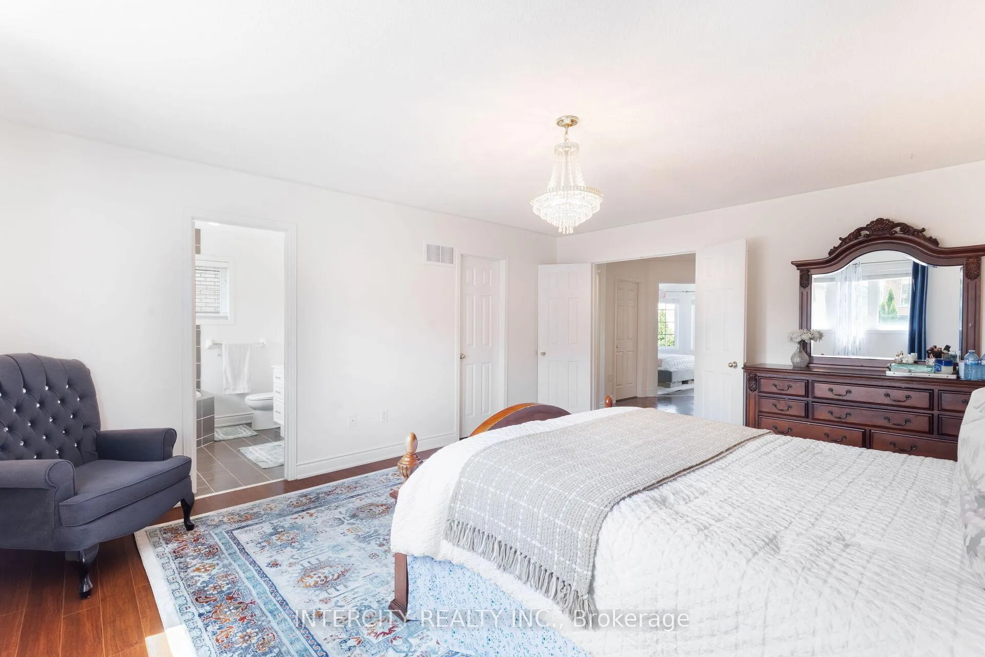 Photo 29 of 18 Snowshoe Lane, Brampton, Sandringham-Wellington — HOMEH